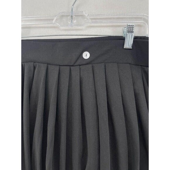 Women's Plus Size 2X Bae City Pleated Black Skort - Picture 4 of 6
